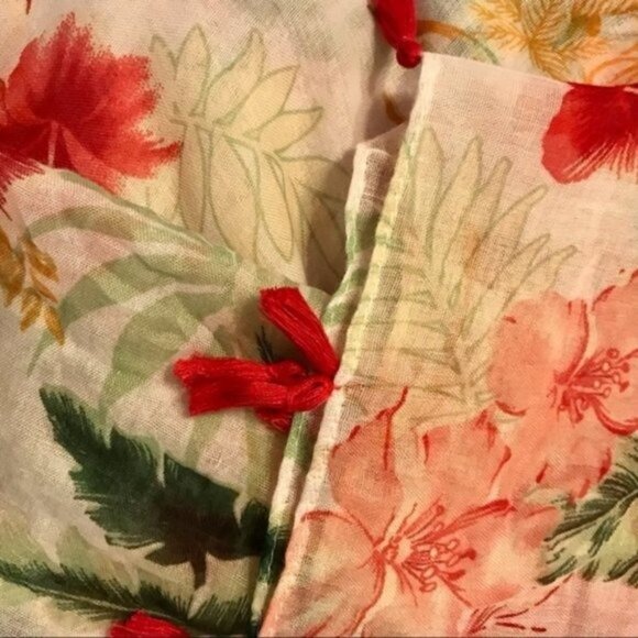 Shihreen Pink Tropical Floral Infinity Scarf with Tassels Summer Lightweight - Picture 3 of 4